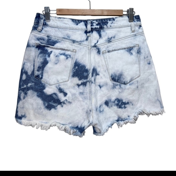 BP Blue & White Bleached Distressed Denim jean Shorts Size 30 - Picture 3 of 8